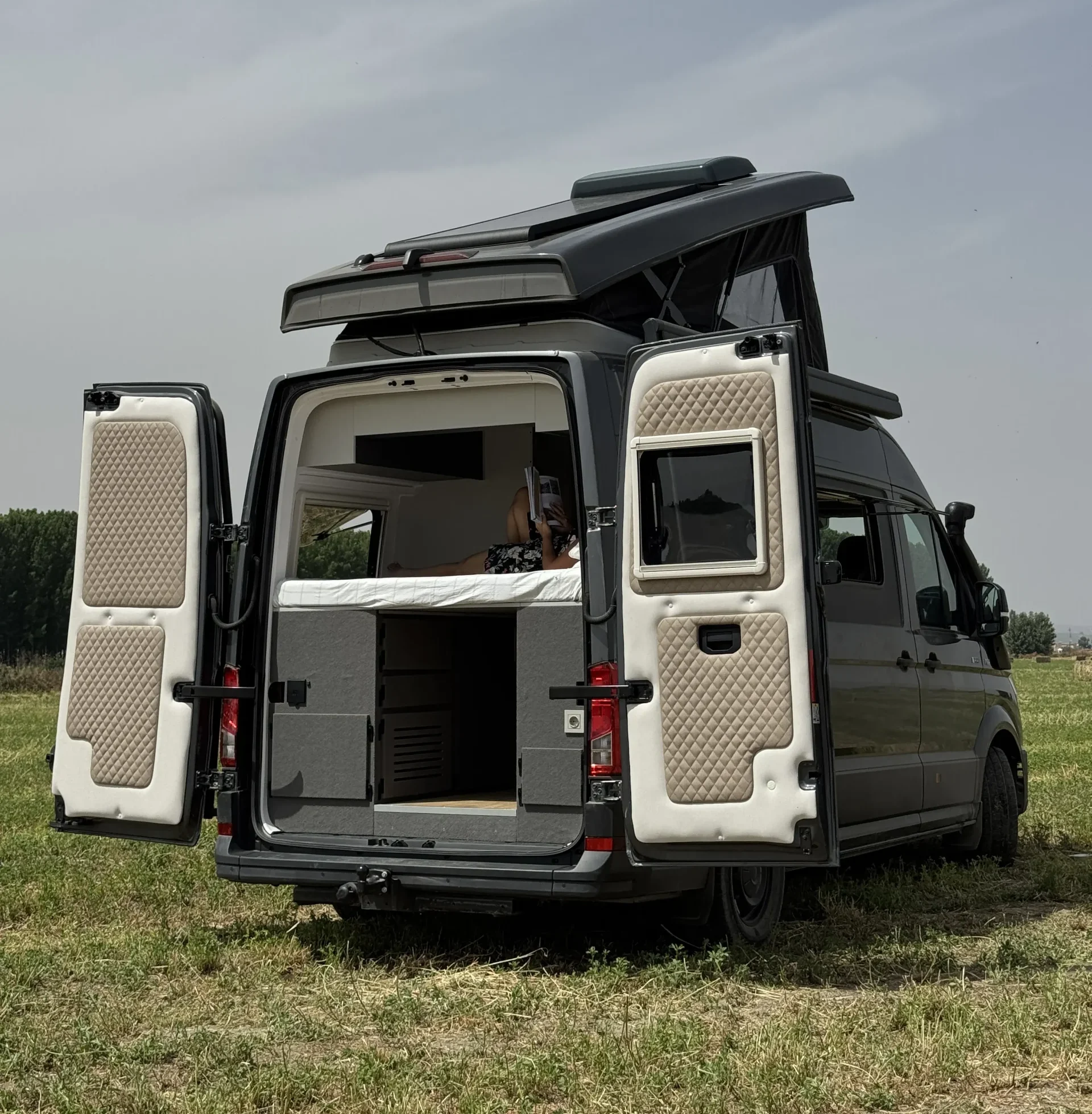 Furgoneta camper MAN TGE 4x4 nueva con todos los extras premium
