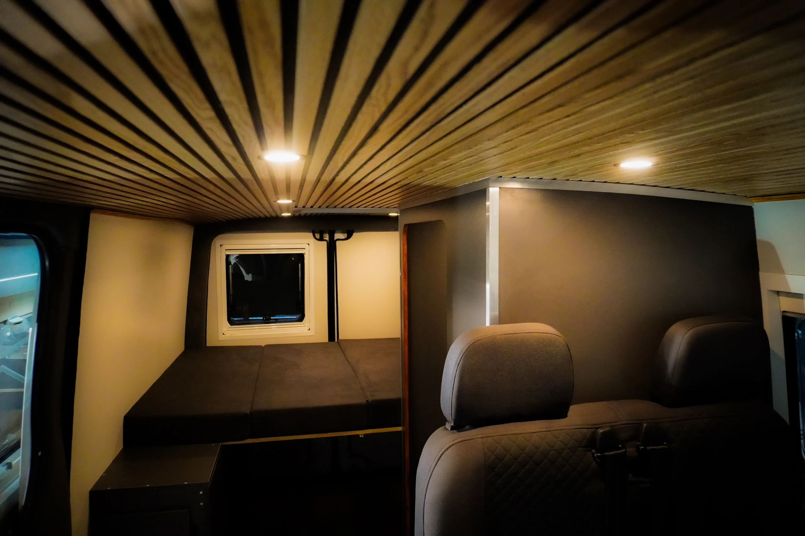 mercedes_sprinter_camper002