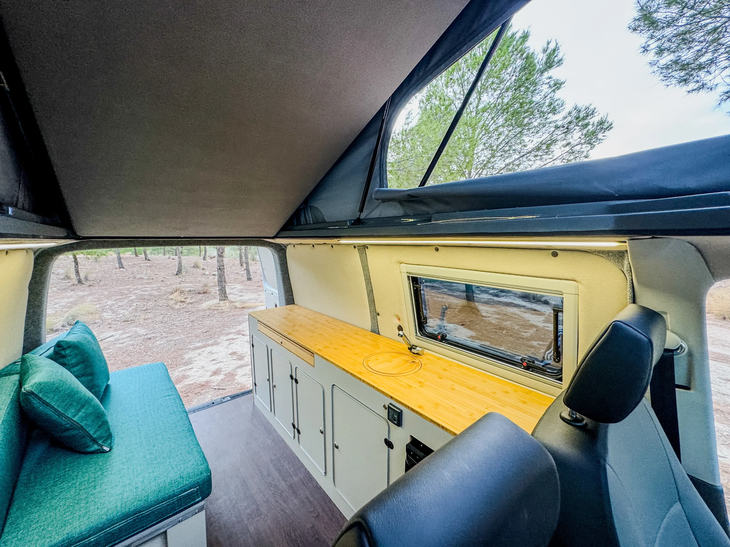 volkswagen-transporter-camper-32