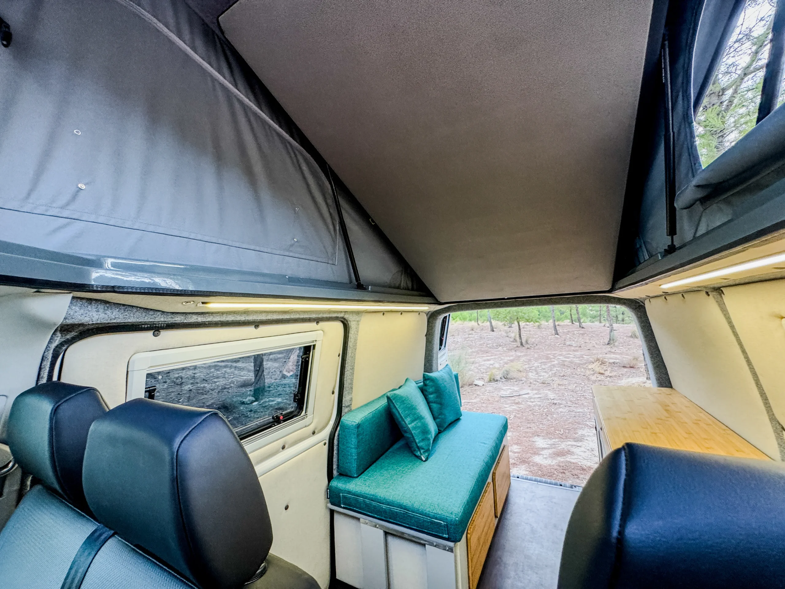 volkswagen-transporter-camper-33